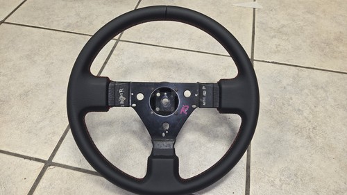 Volante alfa romeo milano - /,